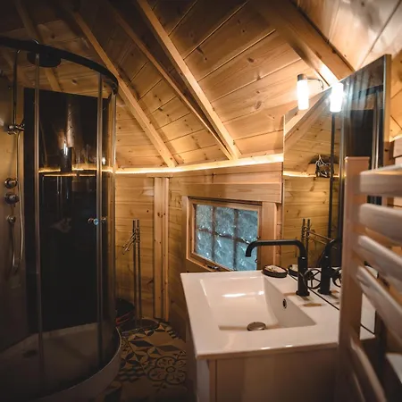 Le Kota Montagne Chalet